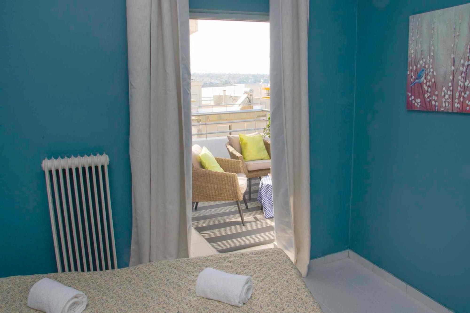 Top Floor Apartment In Халкида Экстерьер фото