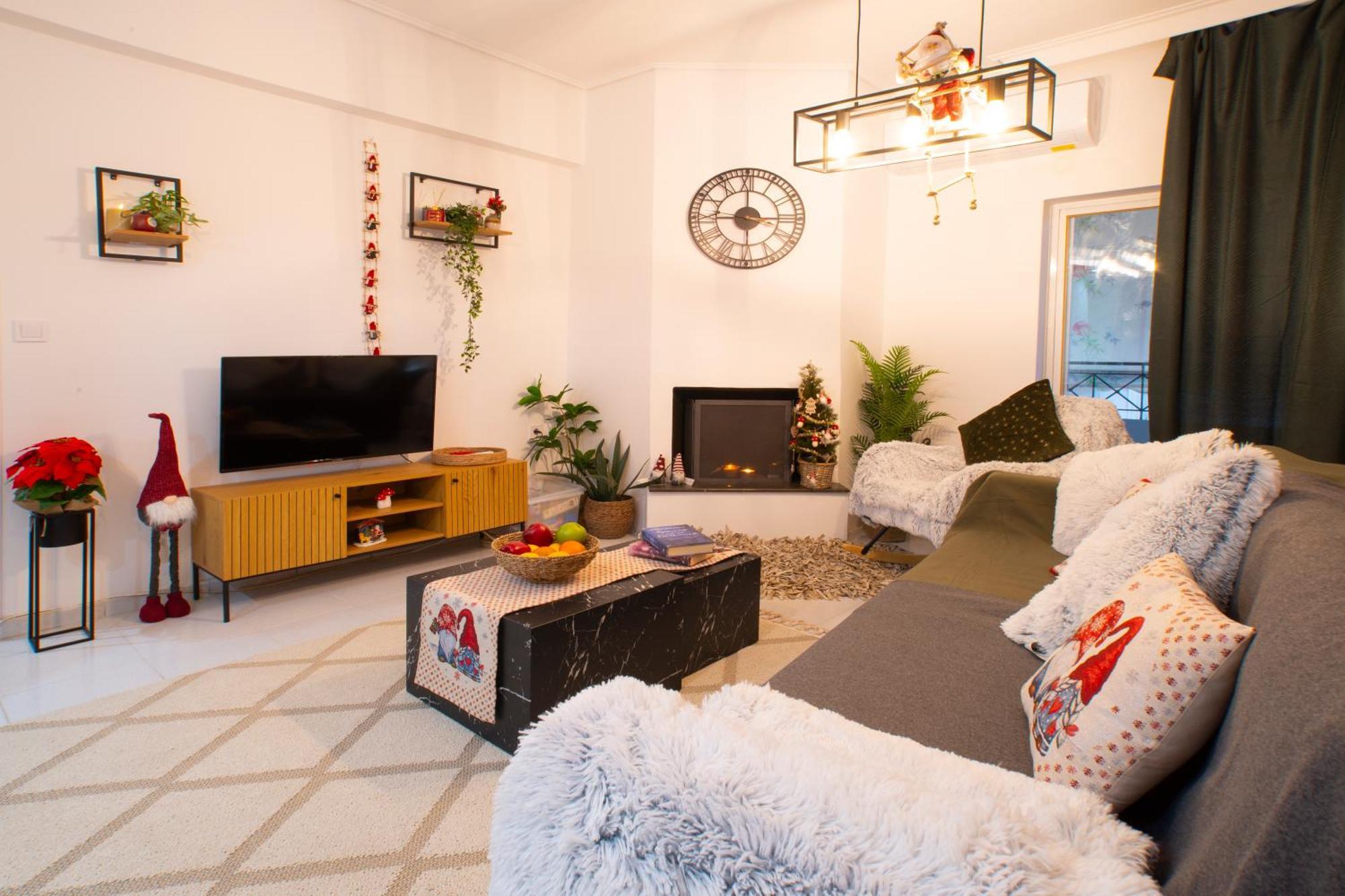 Top Floor Apartment In Халкида Экстерьер фото